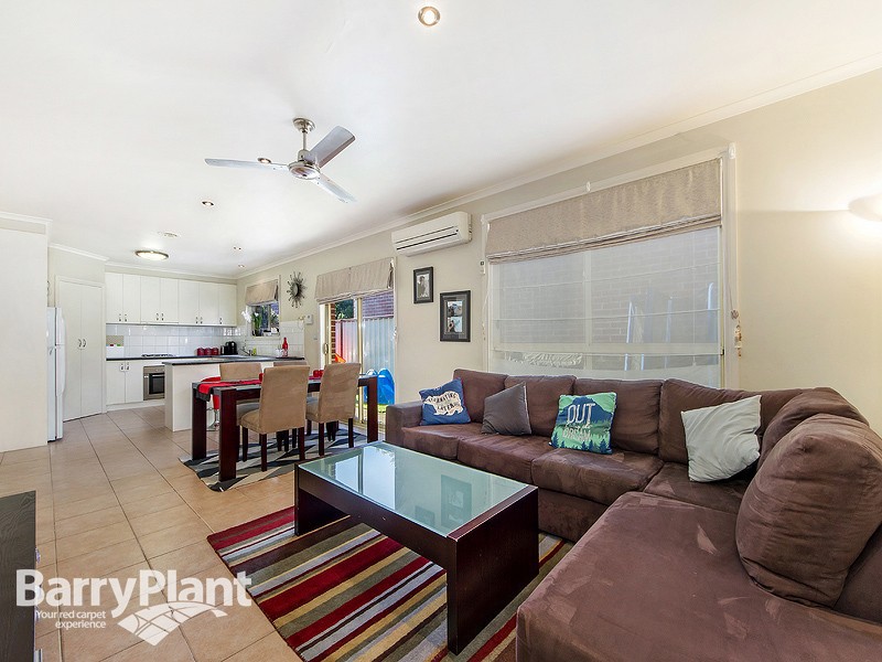 3 Davitt Drive, Deer Park, VIC 3023 - Thumbnail 2 - 23/05/2019