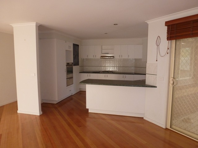 4 Inverie Place, Point Cook, VIC 3030 - Thumbnail 2 - 23/05/2019