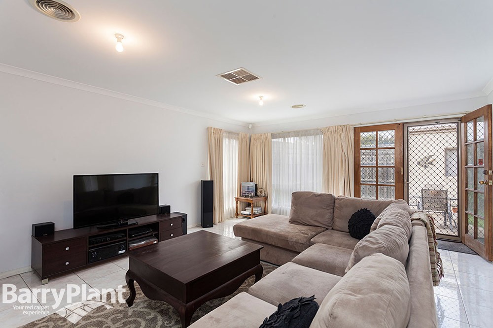 1/37-39 May Avenue, Altona Meadows, VIC 3028 - Thumbnail 2 - 19/05/2019