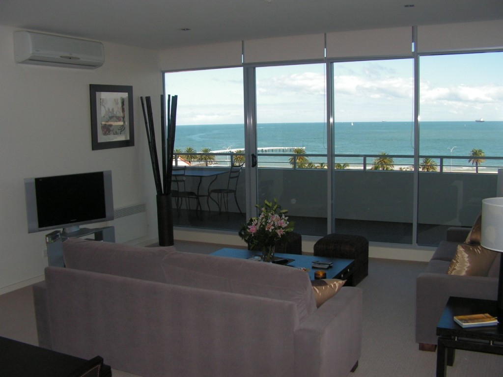 C703/142 Rouse Street, Port Melbourne, VIC 3207 - Thumbnail 1 - 23/05/2019