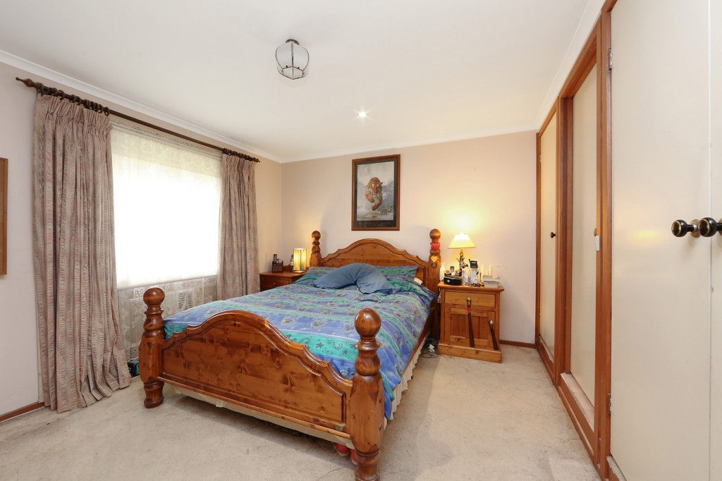 8 Trevena Close, Rowville, VIC 3178 - Thumbnail 2 - 19/05/2019