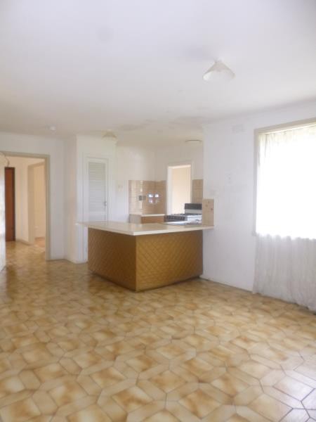 220 Power Road, Endeavour Hills, VIC 3802 - Thumbnail 2 - 23/05/2019