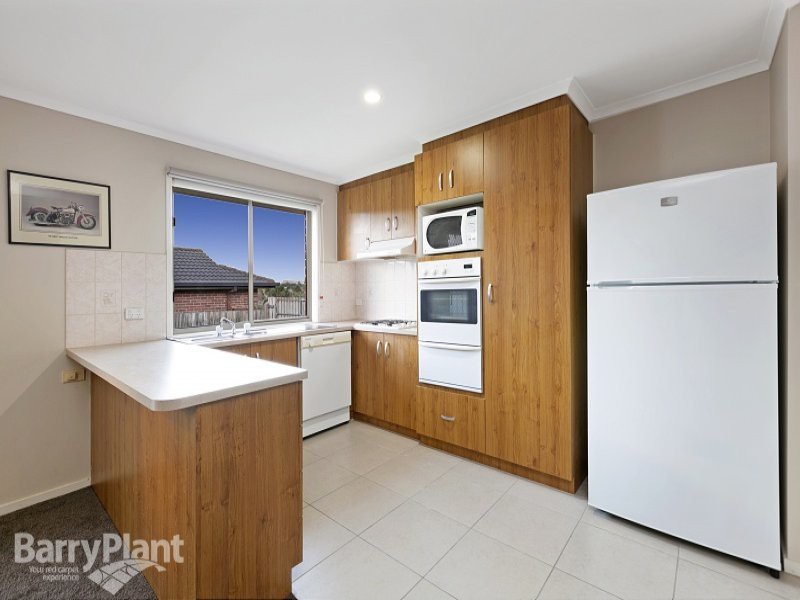 8 Serendip Court, Narre Warren, VIC 3805 - Thumbnail 1 - 23/05/2019