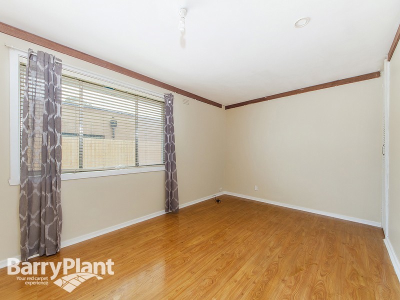 2/820 Ballarat Road, Deer Park, VIC 3023 - Thumbnail 1 - 19/05/2019