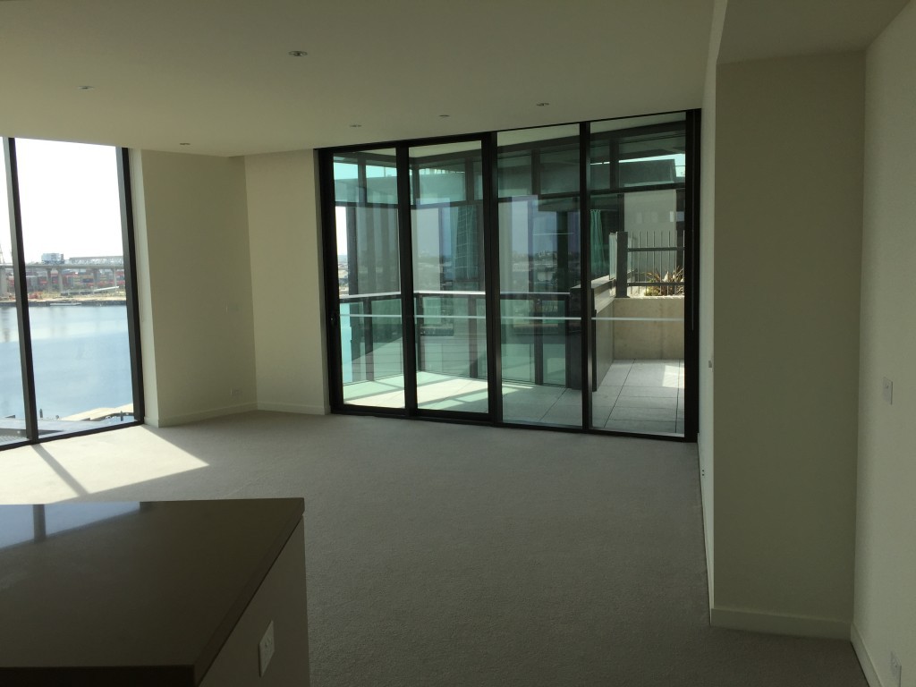702/9 Waterside Place, Docklands, VIC 3008 - Thumbnail 2 - 23/05/2019