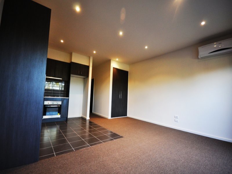 2/591 Gilbert Road, Preston, VIC 3072 - Thumbnail 1 - 23/05/2019