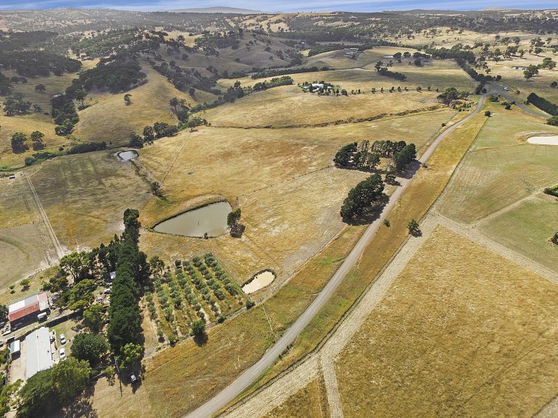 Lot 5 Simons Hill Road, Darraweit Guim, VIC 3756 - Thumbnail 1 - 19/05/2019