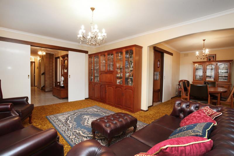 46 Clarke Drive, Gladstone Park, VIC 3043 - Thumbnail 2 - 23/05/2019