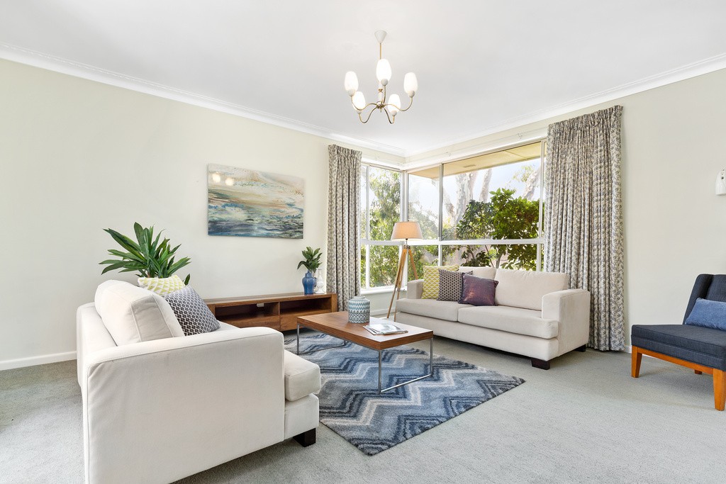 13 Alimar Road, Glen Waverley, VIC 3150 - Thumbnail 2 - 19/05/2019