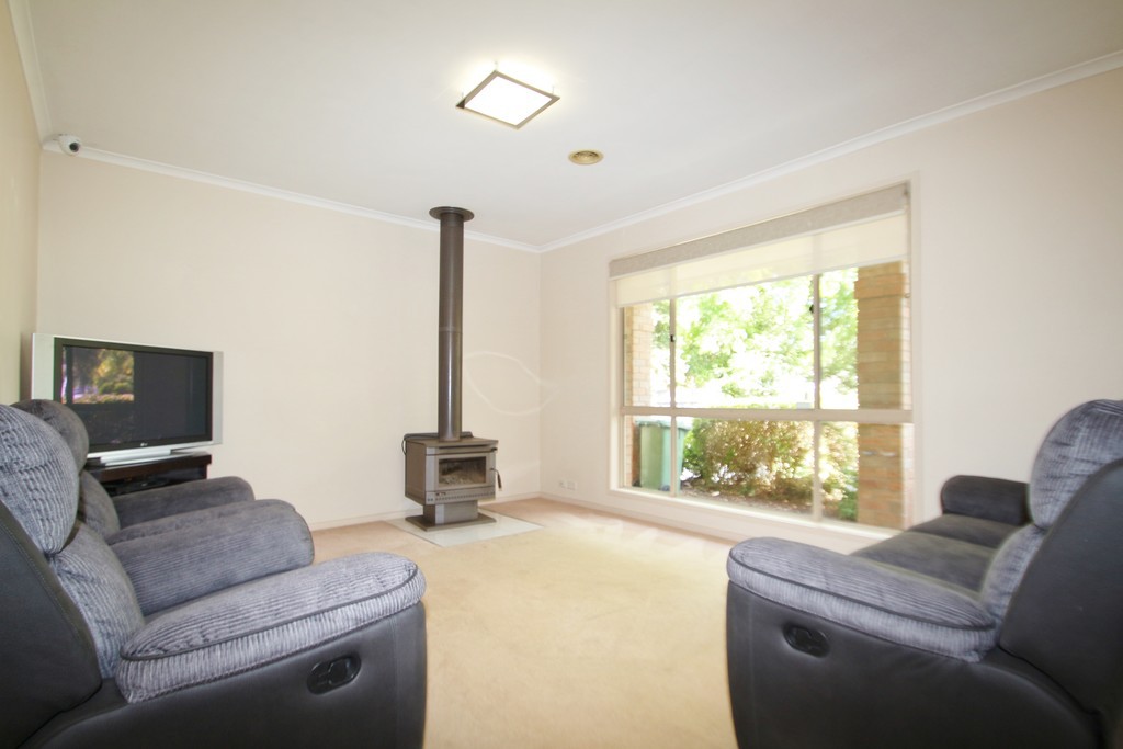 4 Brookfield Place, Warranwood, VIC 3134 - Thumbnail 2 - 23/05/2019