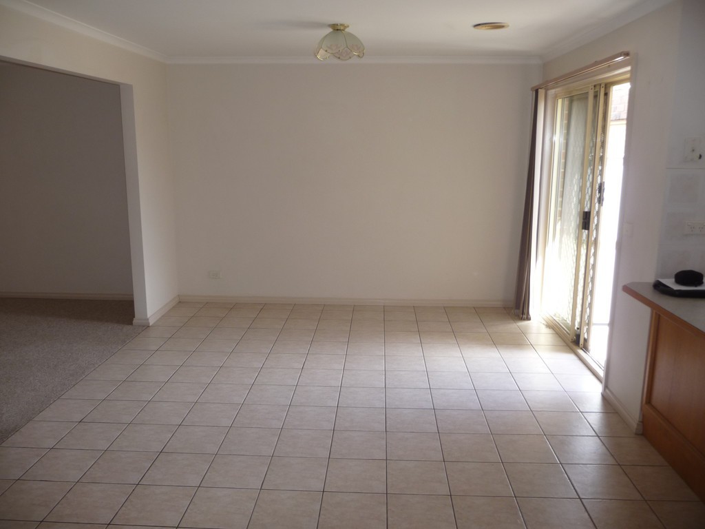 2/17 Packard Course, Mill Park, VIC 3082 - Thumbnail 2 - 23/05/2019