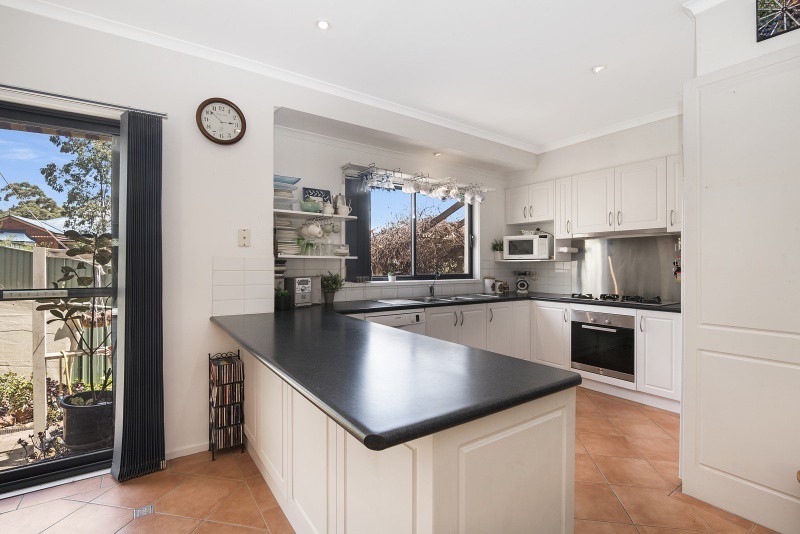 7 Derby Grove, Flora Hill, VIC 3550 - Thumbnail 2 - 19/05/2019