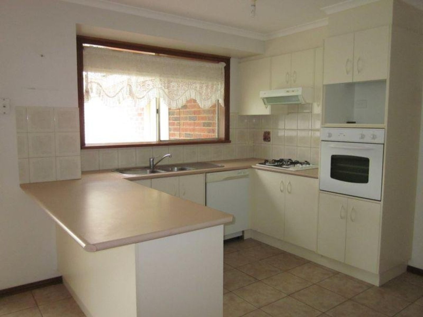 7 Creekbank View, Pakenham, VIC 3810 - Thumbnail 1 - 23/05/2019