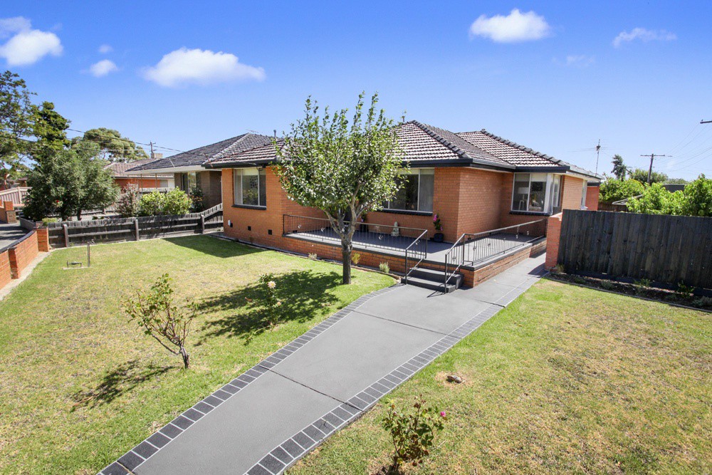7 Dalpura Drive, Sunshine West, VIC 3020 - Thumbnail 2 - 19/05/2019