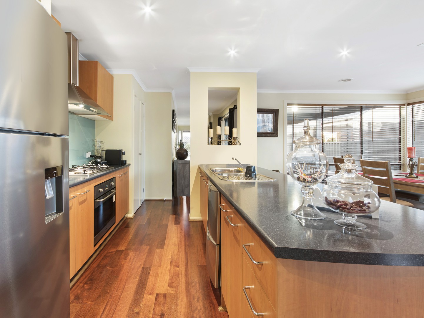 39 McMahon Crescent, Tarneit, VIC 3029 - Thumbnail 1 - 19/05/2019