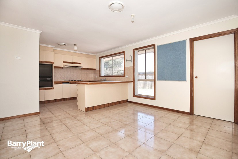 35 Craigieburn Road, Craigieburn, VIC 3064 - Thumbnail 2 - 19/05/2019