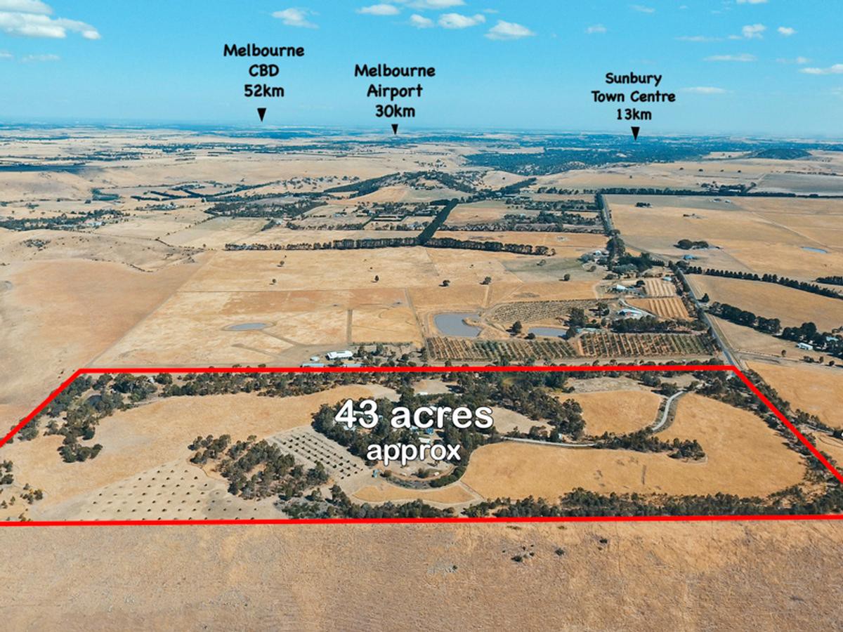 100 Sullivans Road, Sunbury, VIC 3429 - Thumbnail 1 - 19/05/2019