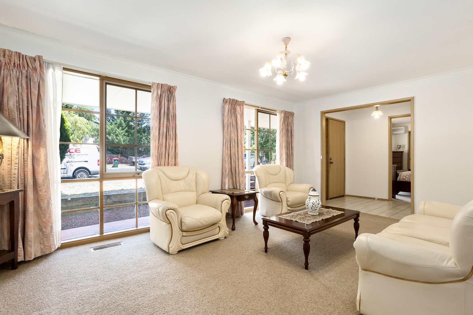 1 Lynda CourtDoncaster East, VIC 3109, Doncaster East - Thumbnail 4