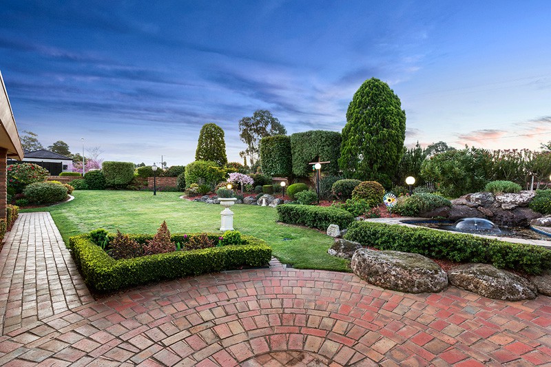1 Bedervale Drive, Templestowe, VIC 3106, Templestowe - Thumbnail 2