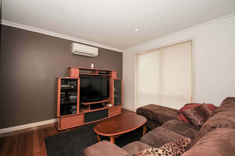 3 Gloria Close, Healesville, VIC 3777 - Thumbnail 2 - 19/05/2019