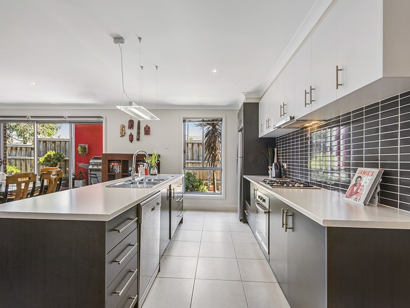 3 Citronelle Circuit, Brookfield, VIC 3338 - Thumbnail 2 - 19/05/2019