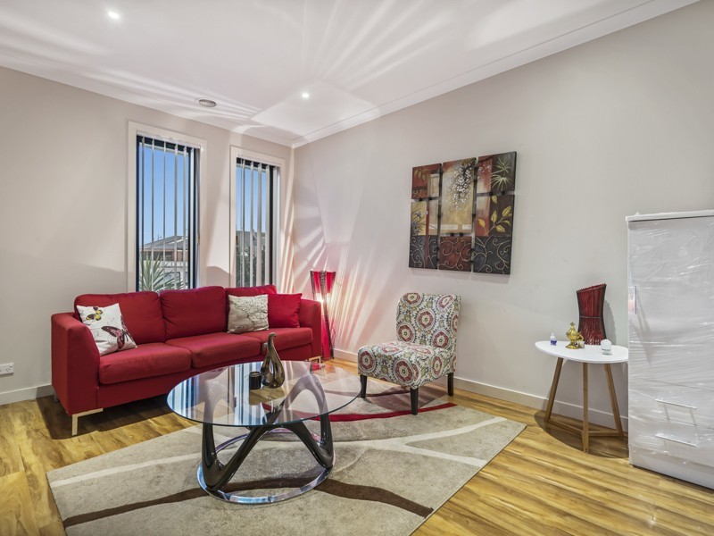 3 Pinnacle Way, Plumpton, VIC 3335 - Thumbnail 1 - 19/05/2019