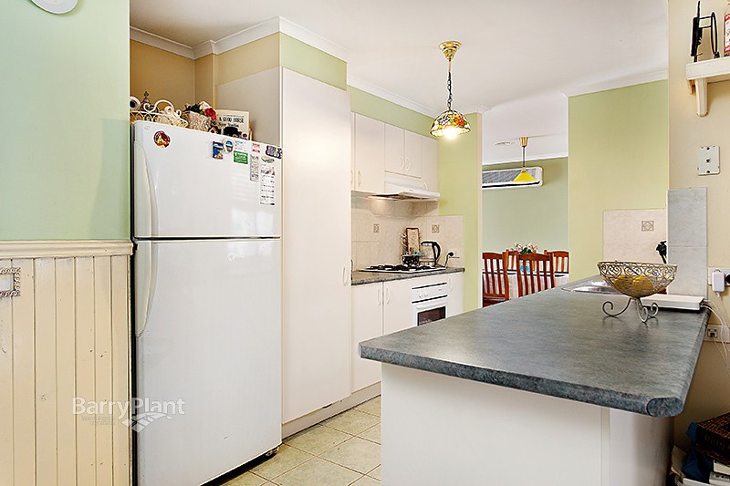 30 Seebeck Drive, Narre Warren South, VIC 3805 - Thumbnail 2 - 16/02/2017