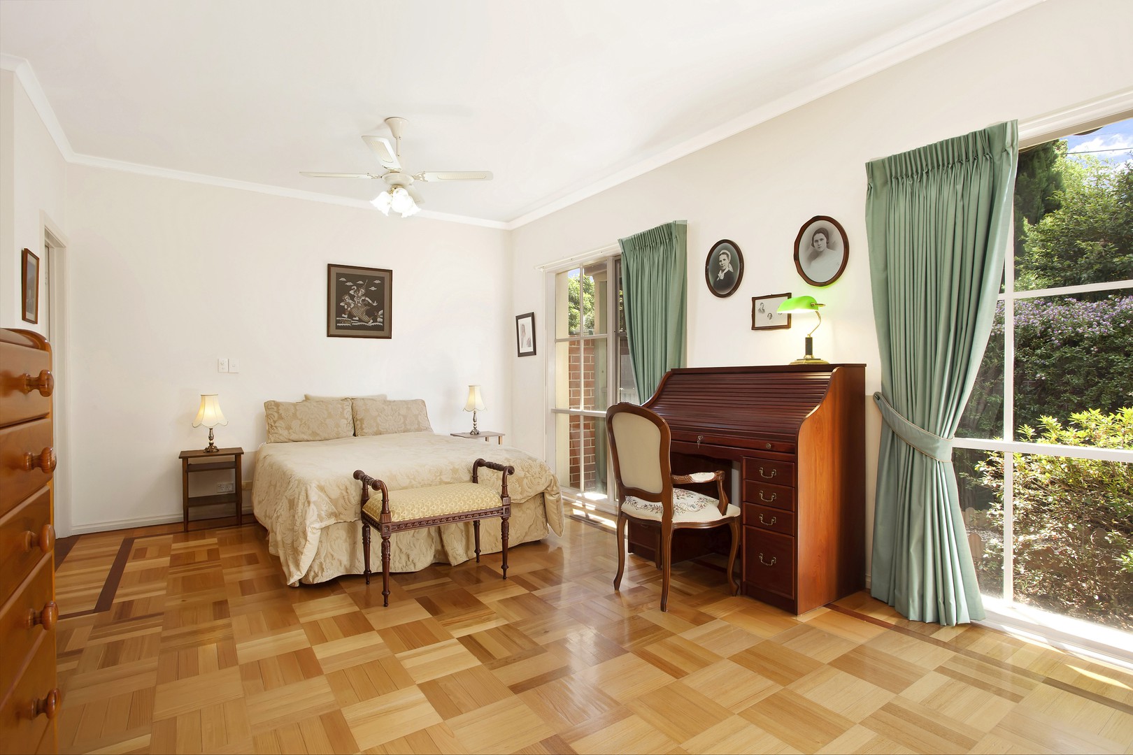 1/17 Calvin Crescent, Doncaster East, VIC 3109, Dawesville - Thumbnail 4