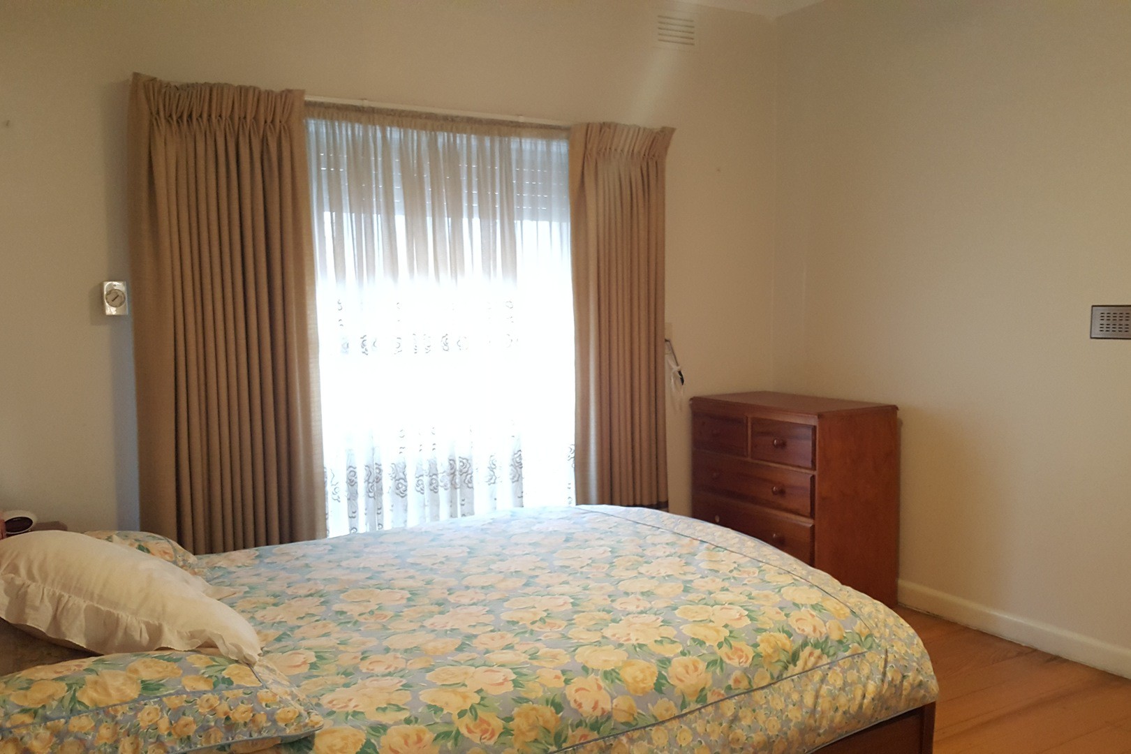 28 De Chene Parade, Coburg North, VIC 3058 - Thumbnail 2 - 24/05/2019