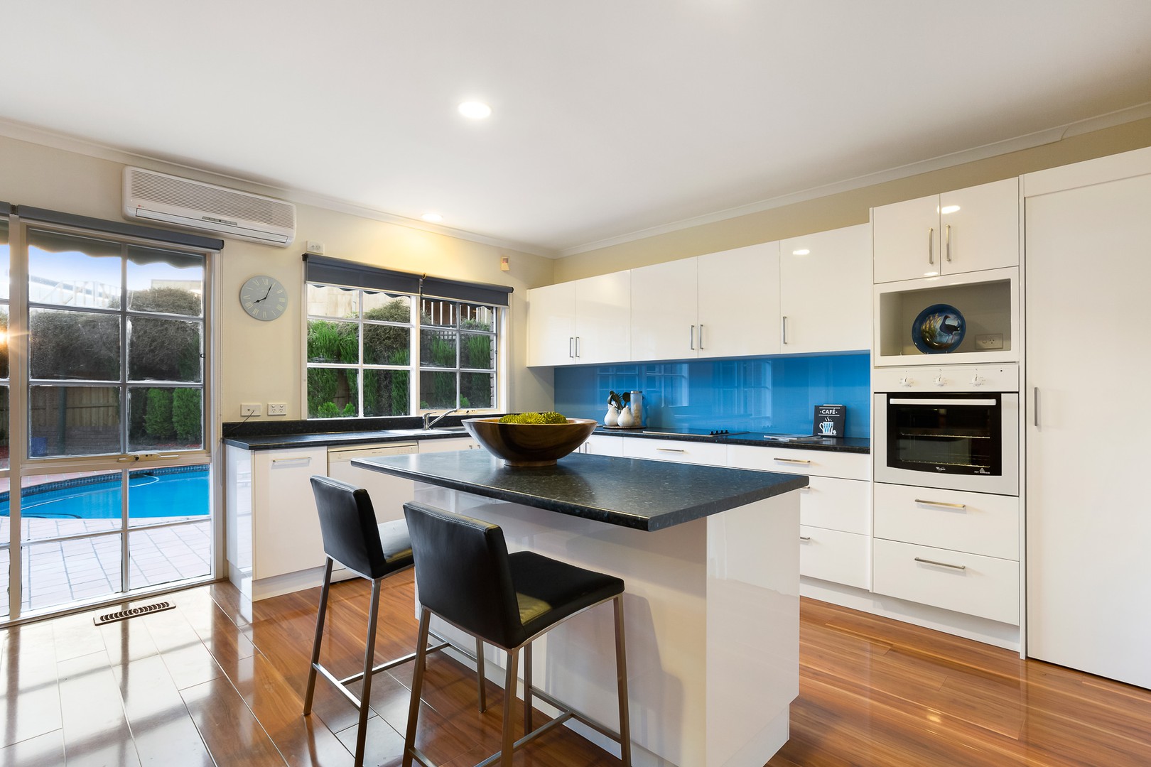 8 Maverick CloseDoncaster, VIC 3108, Doncaster - Thumbnail 2
