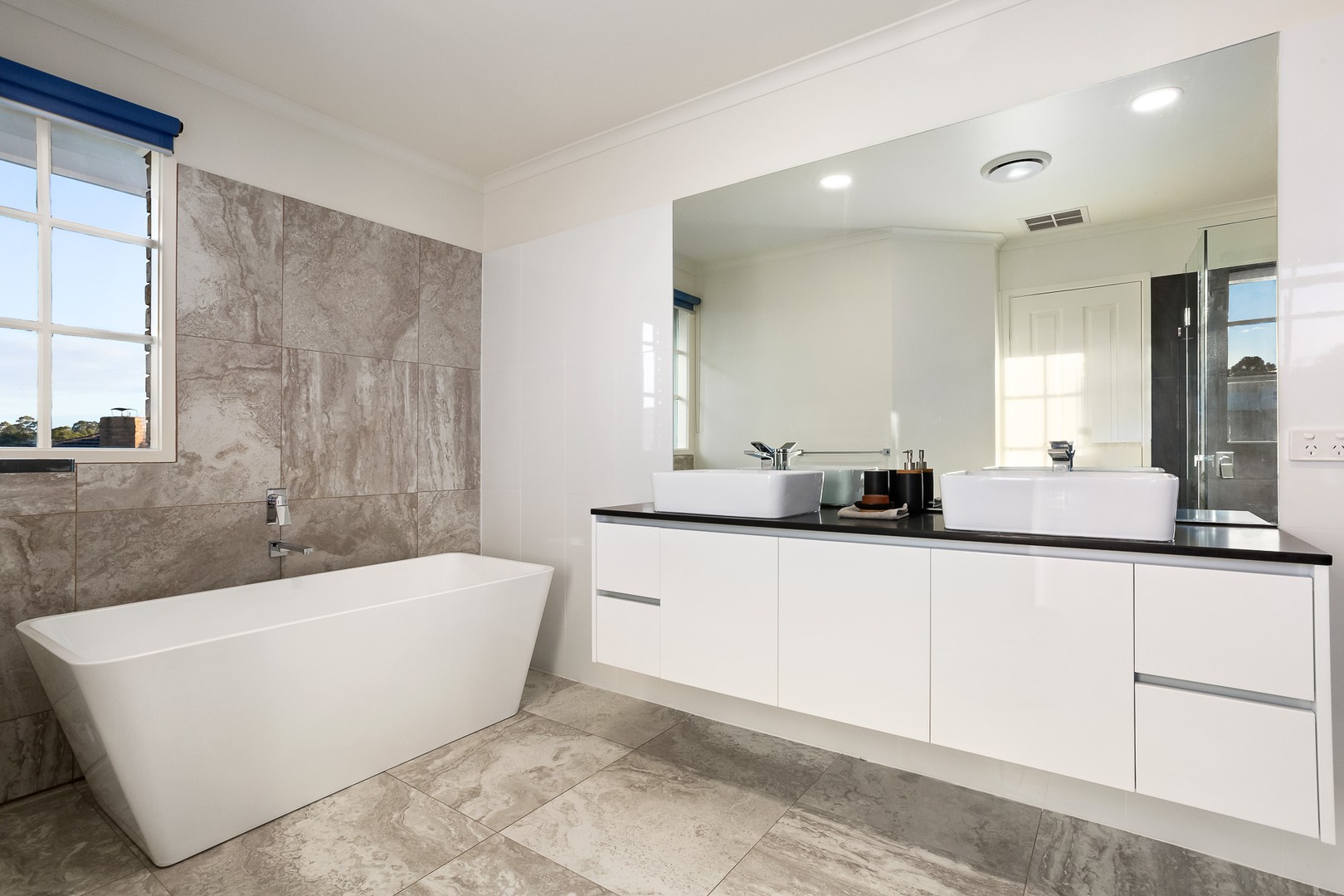 8 Maverick CloseDoncaster, VIC 3108, Doncaster - Thumbnail 7
