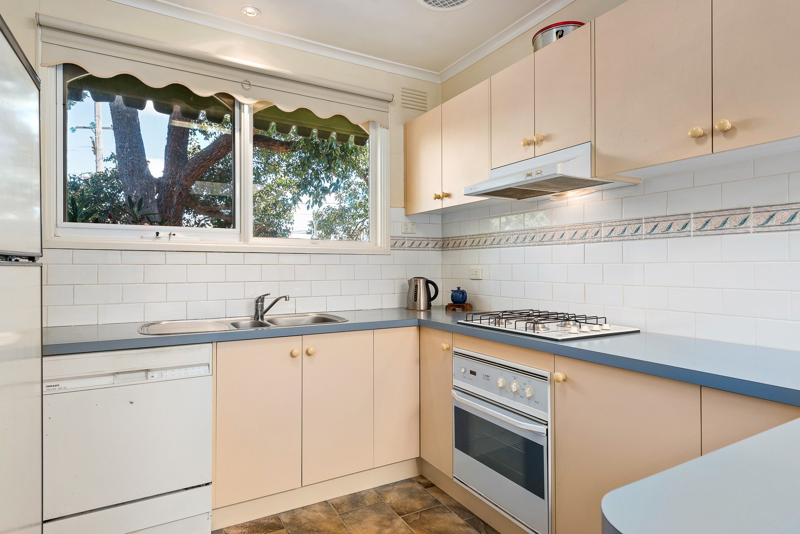 73 Ayr Street, Doncaster, VIC 3108, Doncaster - Thumbnail 3
