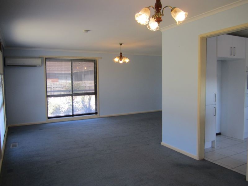 53 Duncans Road, Werribee, VIC 3030 - Thumbnail 2 - 24/05/2019