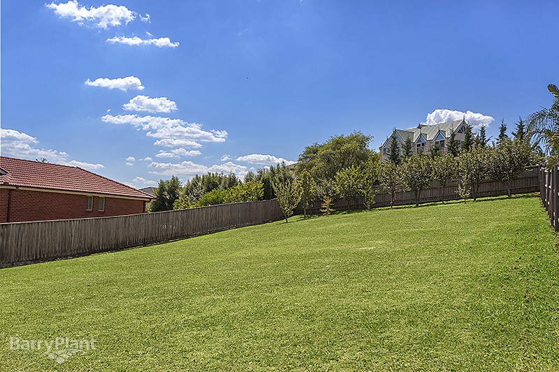 57 Chirnside Road, Berwick, VIC 3806 - Thumbnail 1 - 19/05/2019