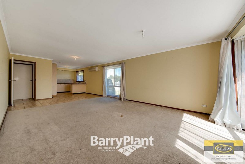 1/2 Racecourse Road, Nar Nar Goon, VIC 3812 - Thumbnail 2 - 19/05/2019