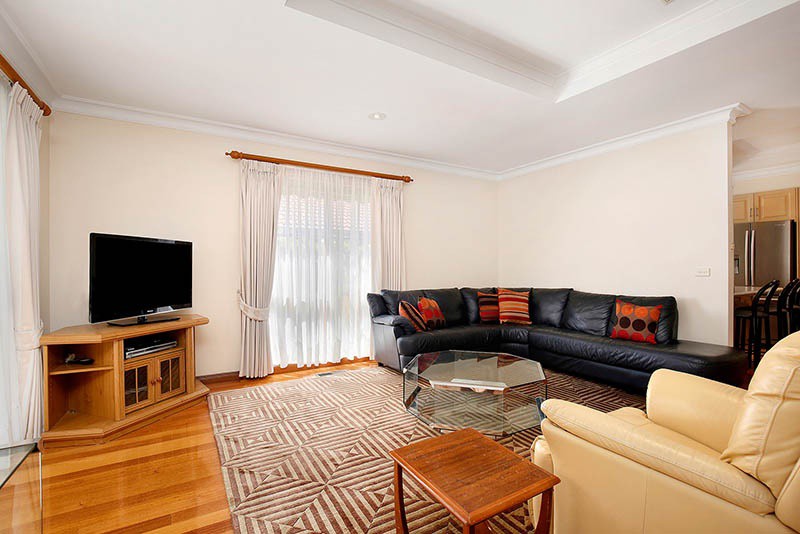 4 Lowana CrescentForest Hill, VIC 3131, Forest Hill - Thumbnail 2