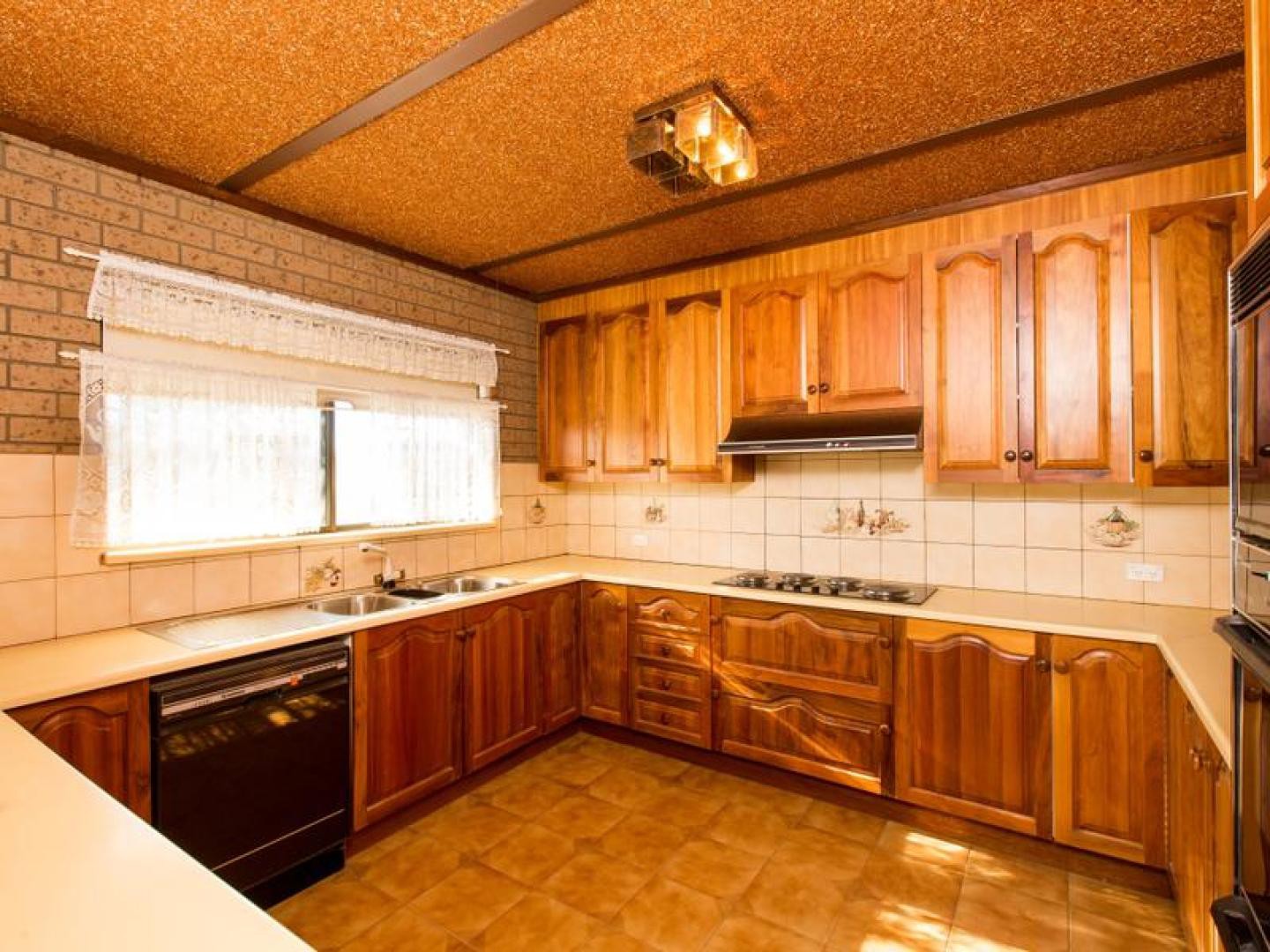 392 Deakin Avenue, Mildura, VIC 3500 - Thumbnail 1 - 24/05/2019