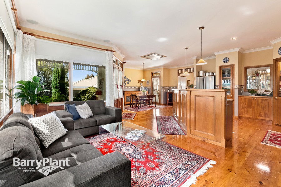 17 Balmoral Court, Frankston South, VIC 3199 - Thumbnail 2 - 19/05/2019