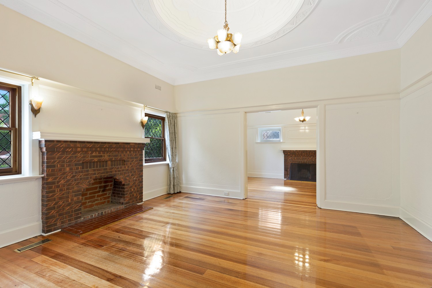 35 Fairmont Avenue, Camberwell, VIC 3124 - Thumbnail 2 - 24/05/2019