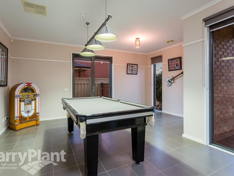 51 Hemsley Promenade, Point Cook, VIC 3030 - Thumbnail 2 - 19/05/2019