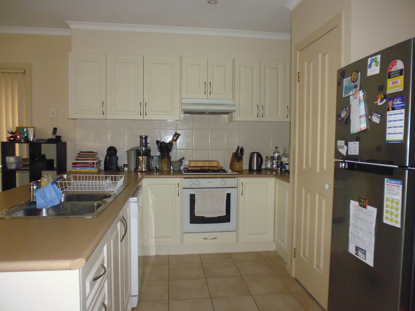 1A Warren Court, Mooroolbark, VIC 3138 - Thumbnail 1 - 24/05/2019