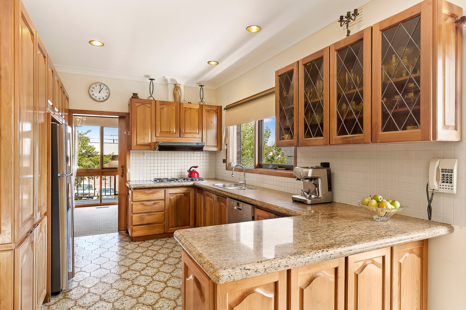 25 Grant Olson Avenue, Bulleen, VIC 3105, Bulleen - Thumbnail 2