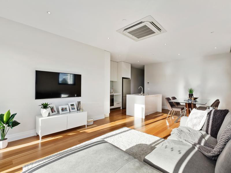 503/7 Berkeley Street, Doncaster, VIC 3108, Doncaster - Thumbnail 2