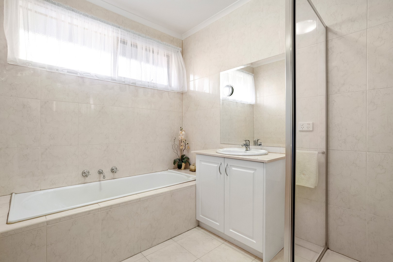 4/2 Paul Street, Doncaster, VIC 3108, Melton West - Thumbnail 8