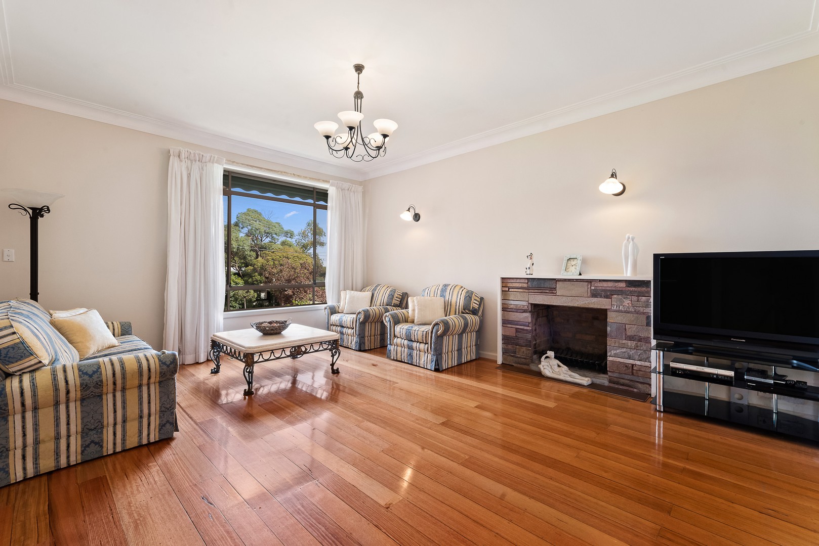 5 England Street, Bulleen, VIC 3105, Bulleen - Thumbnail 2
