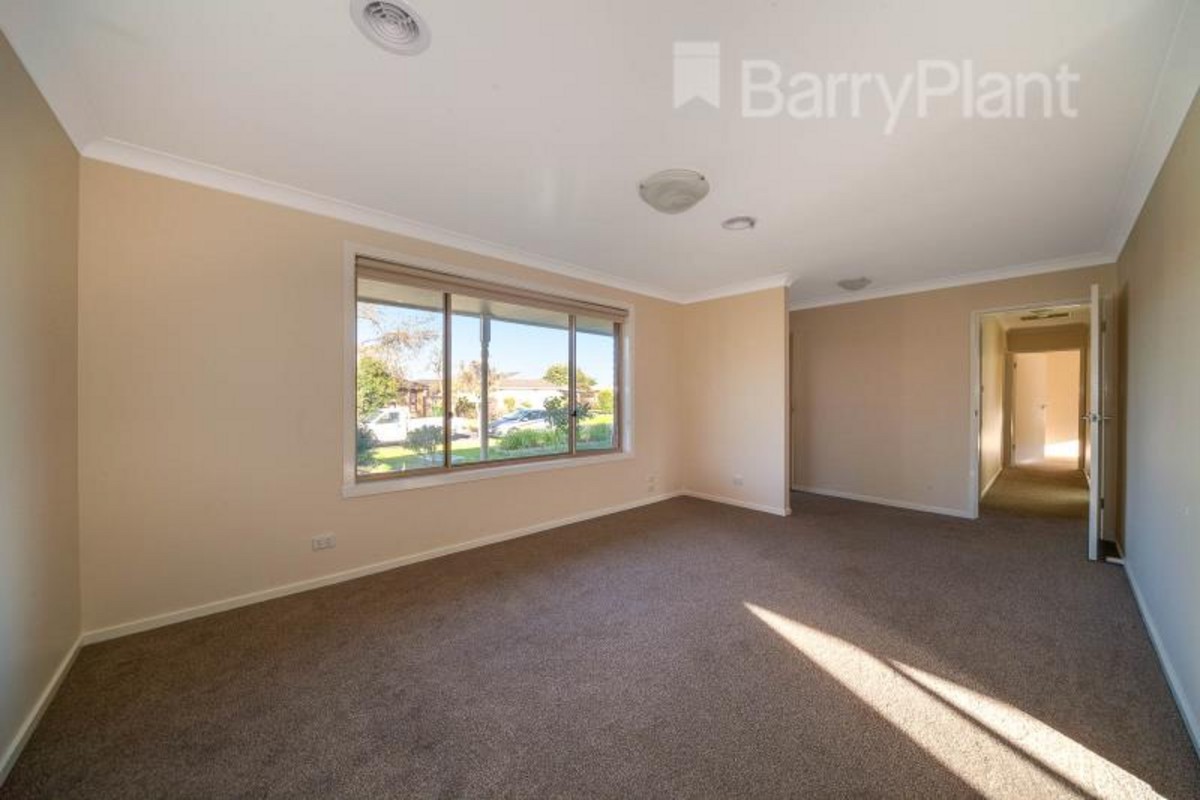 1/5 Acacia Court, Pakenham, VIC 3810 - Thumbnail 1 - 24/05/2019