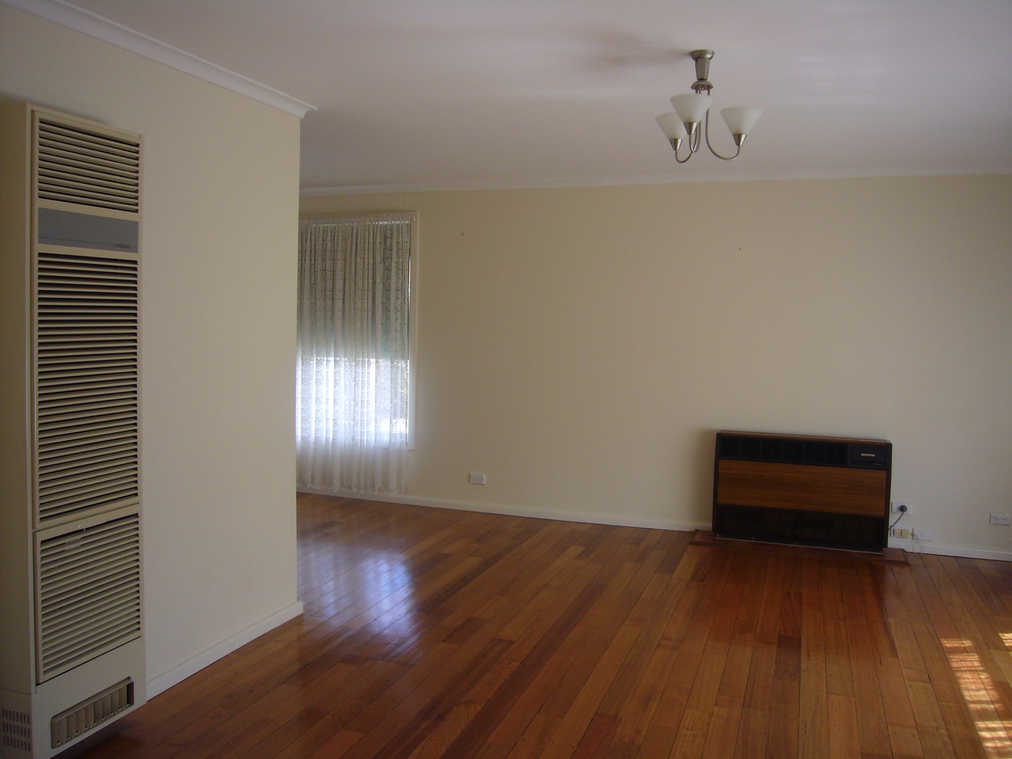 13/10 Jika Street, Heidelberg, VIC 3084 - Thumbnail 1 - 24/05/2019