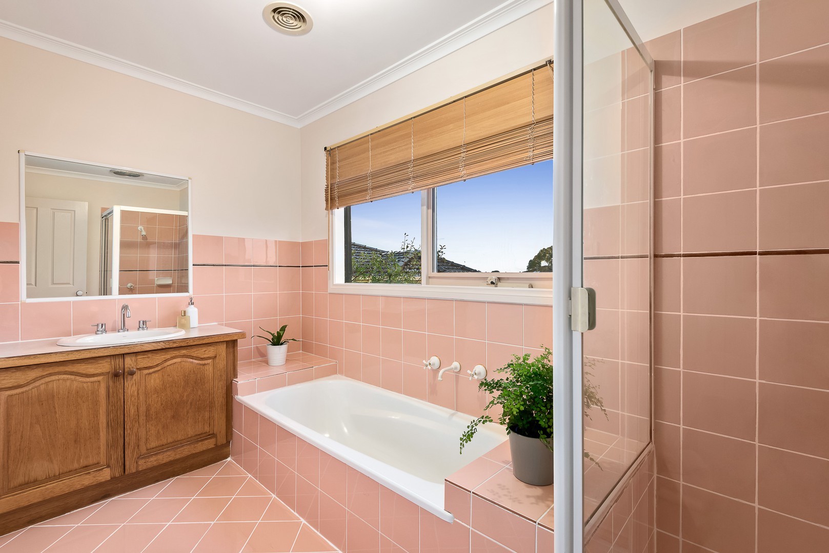 2 Supreme PlaceDoncaster East, VIC 3109, Doncaster East - Thumbnail 8