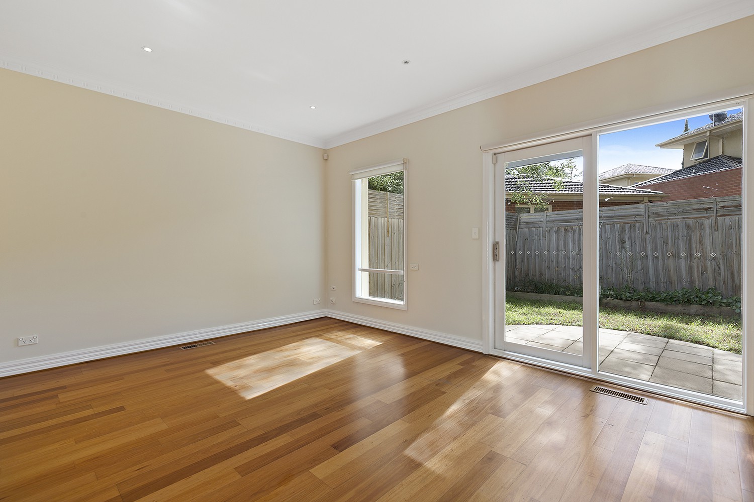 4/45 Wilfred Street, Ivanhoe East, VIC 3079 - Thumbnail 1 - 24/05/2019