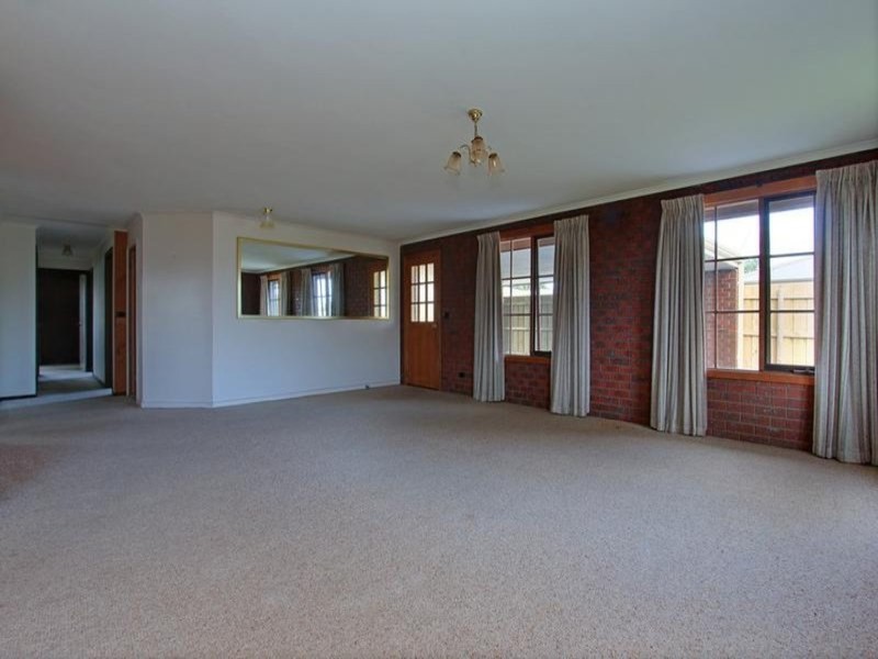 24 Walpole Avenue, Rosebud, VIC 3939 - Thumbnail 1 - 24/05/2019